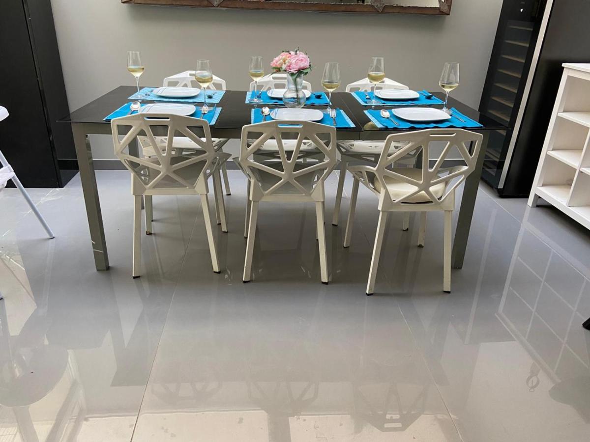 Beautiful Five Bedroom Three Bathroom Entire Villa - Malaga — Fotos 2